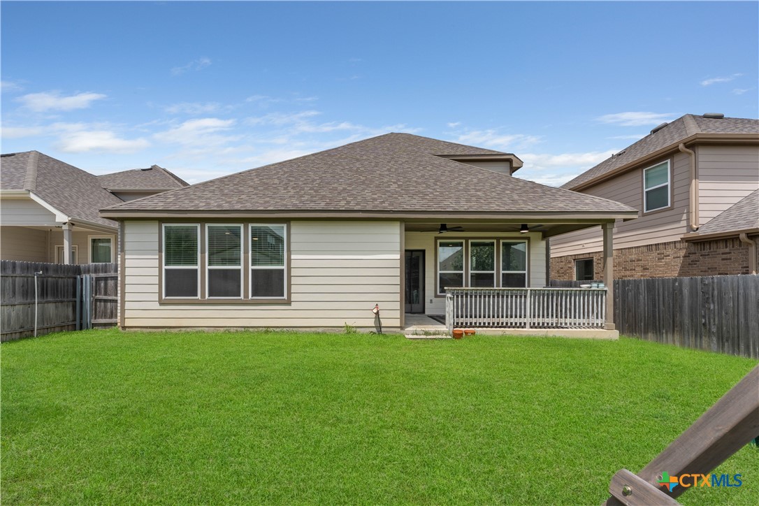 942 Blue Violet Property Photo 45