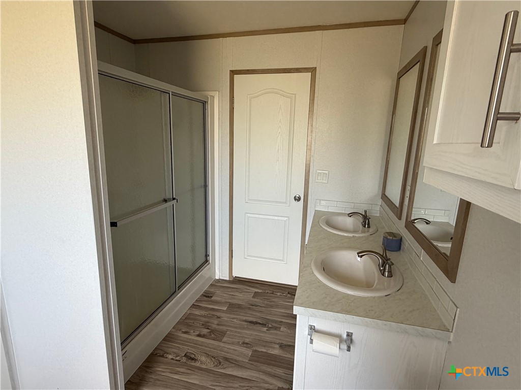 387 Adcock Road Property Photo 41