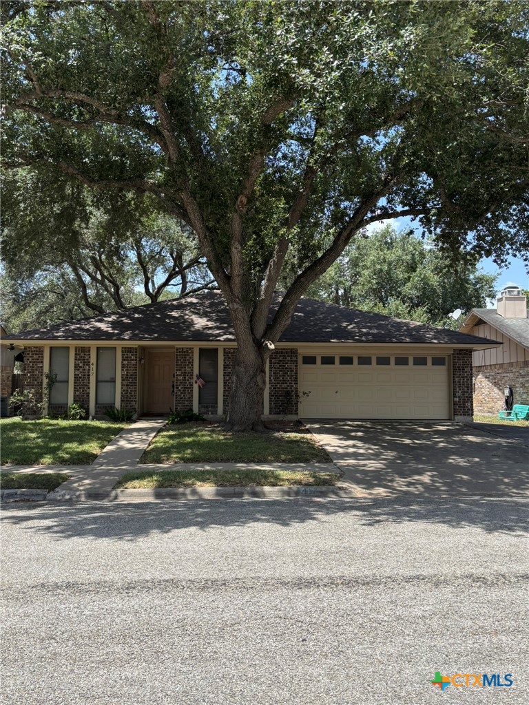417 Ivanhoe Drive Property Photo 1