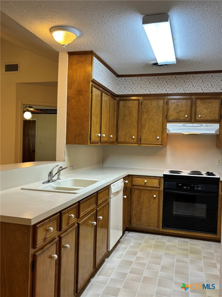 417 Ivanhoe Drive Property Photo 7