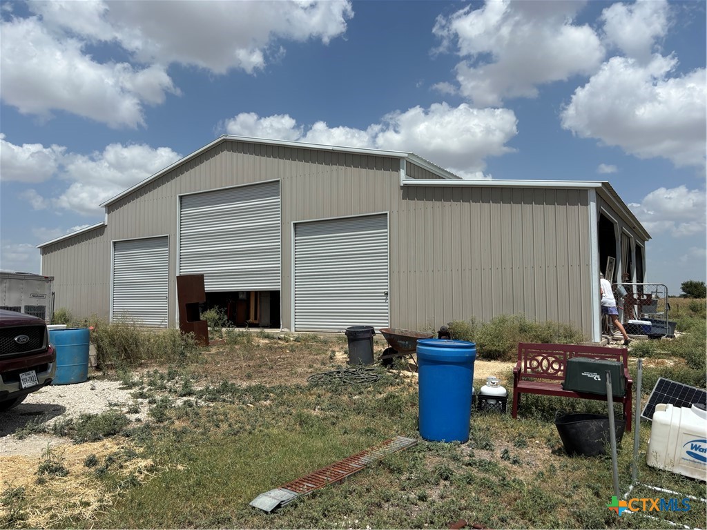7100 Fm 972 Property Photo 7