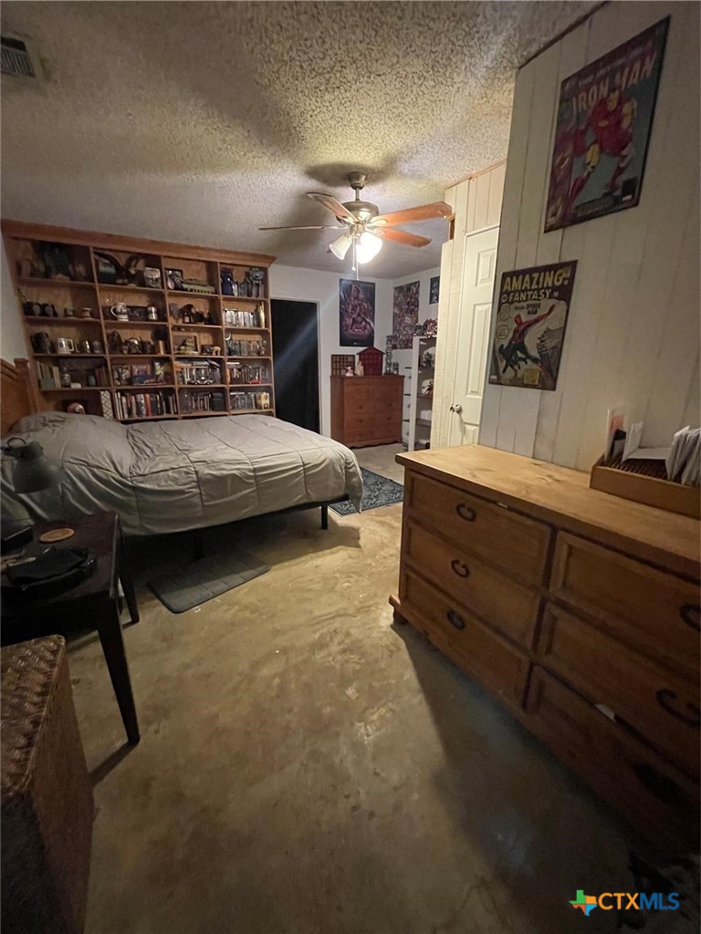 399 Pecan Street Property Photo 19