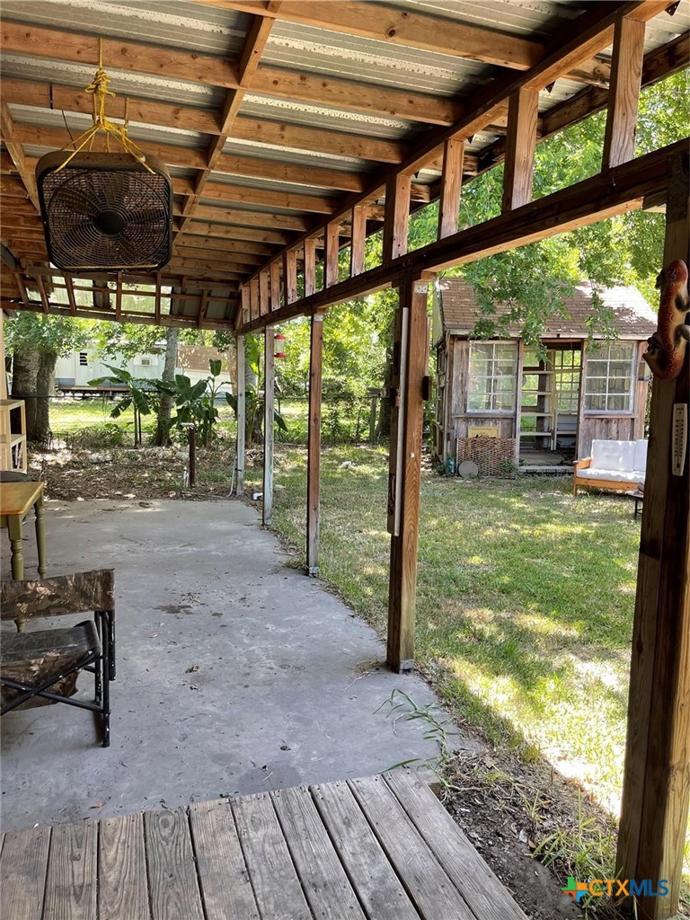399 Pecan Street Property Photo 34