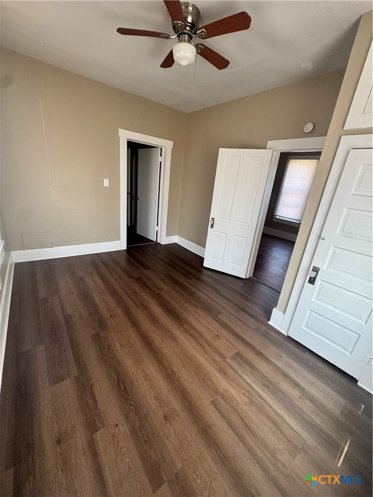 4711 N Main Street Property Photo 11