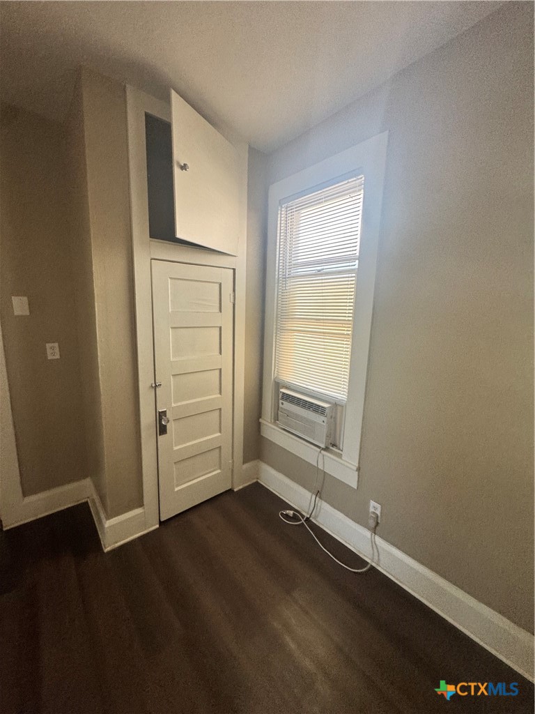 4711 N Main Street Property Photo 16