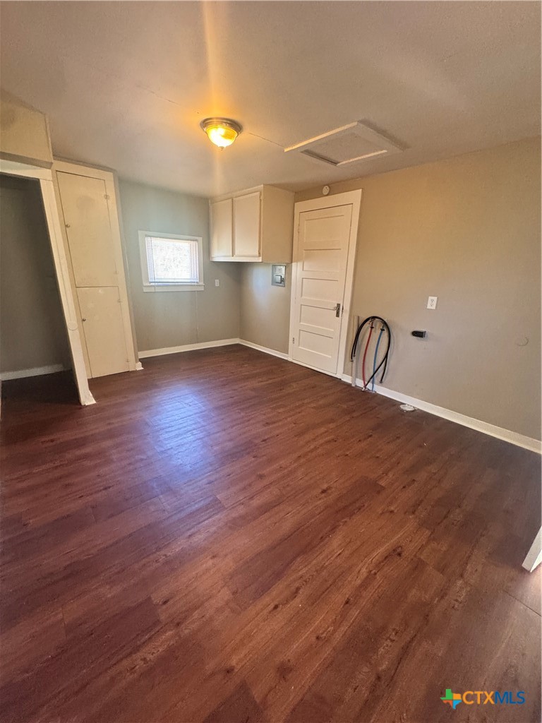4711 N Main Street Property Photo 19