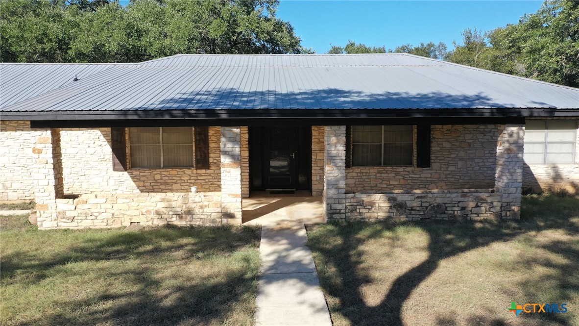608 W Mustang Lane Property Photo 5