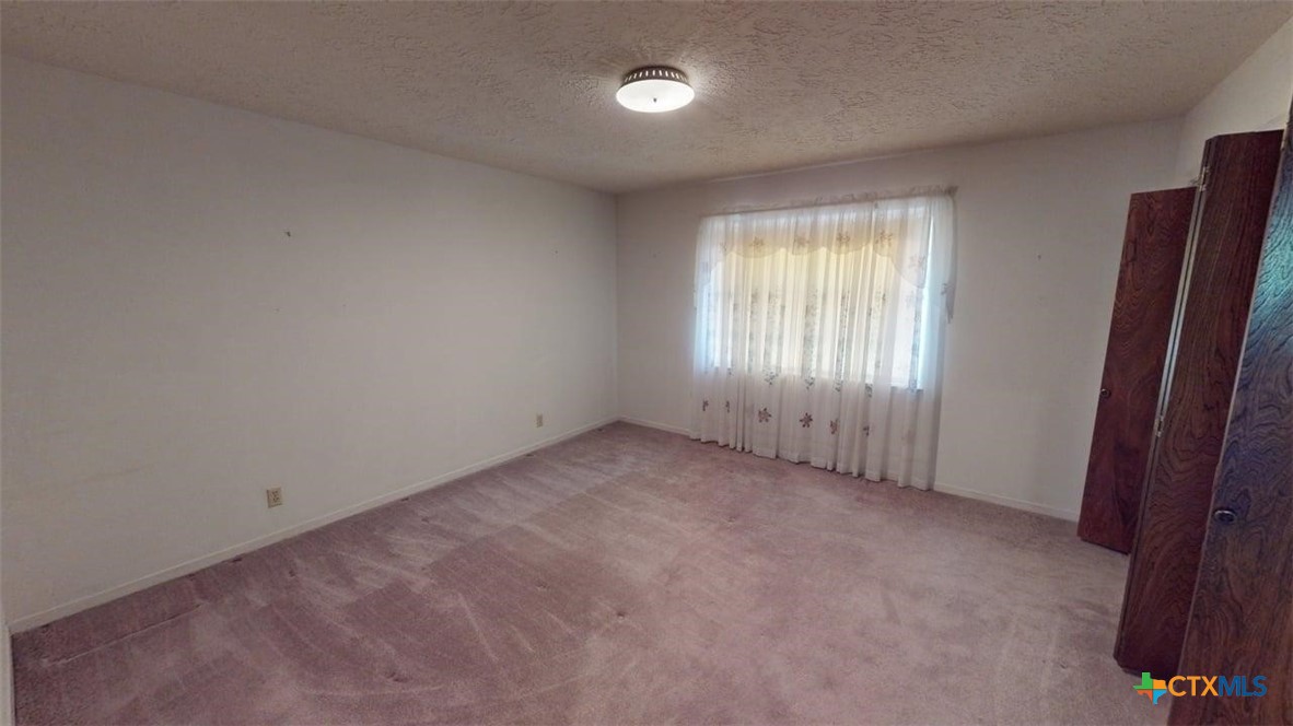 608 W Mustang Lane Property Photo 22