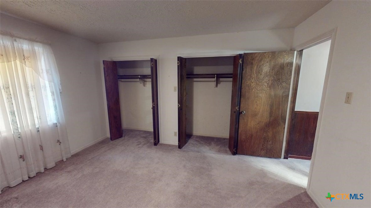 608 W Mustang Lane Property Photo 23