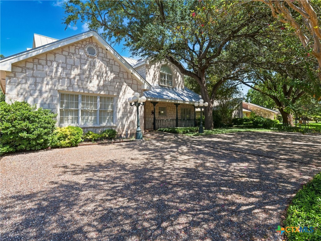 2317 Waterford Grace Property Photo 5