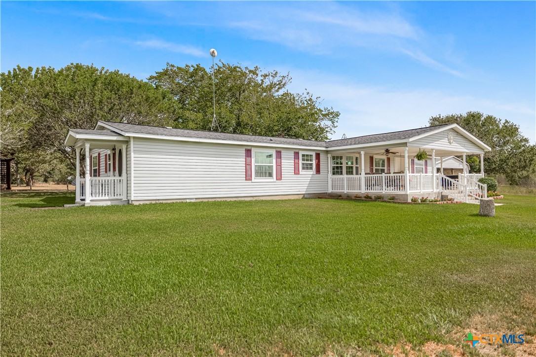 482 Hiller Road Property Photo 3