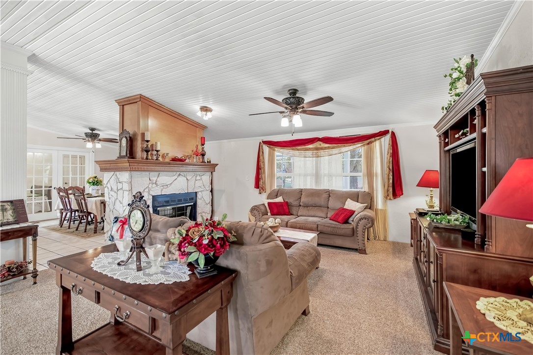 482 Hiller Road Property Photo 8