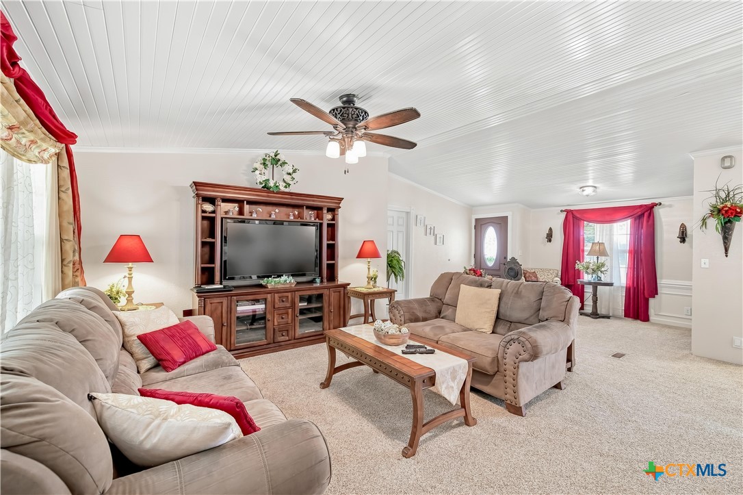 482 Hiller Road Property Photo 10