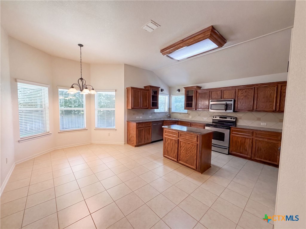 5415 Foxhill Road Property Photo 2