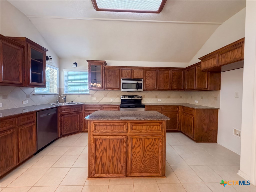 5415 Foxhill Road Property Photo 6