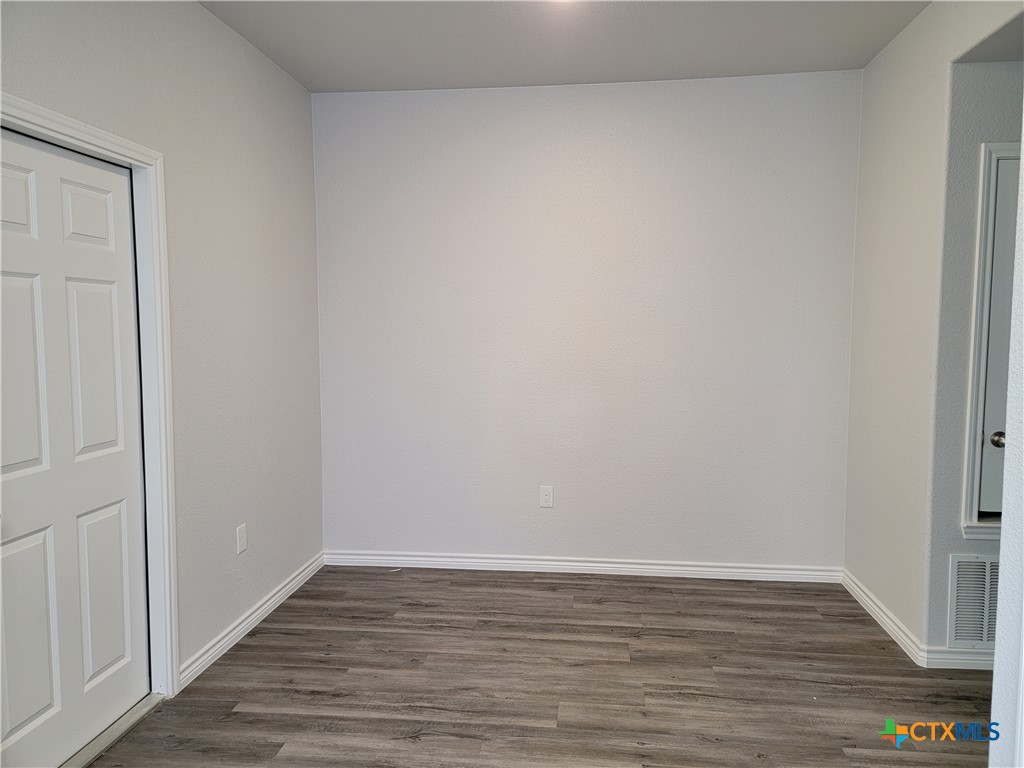 122 Wind Ridge Drive B Property Photo 6