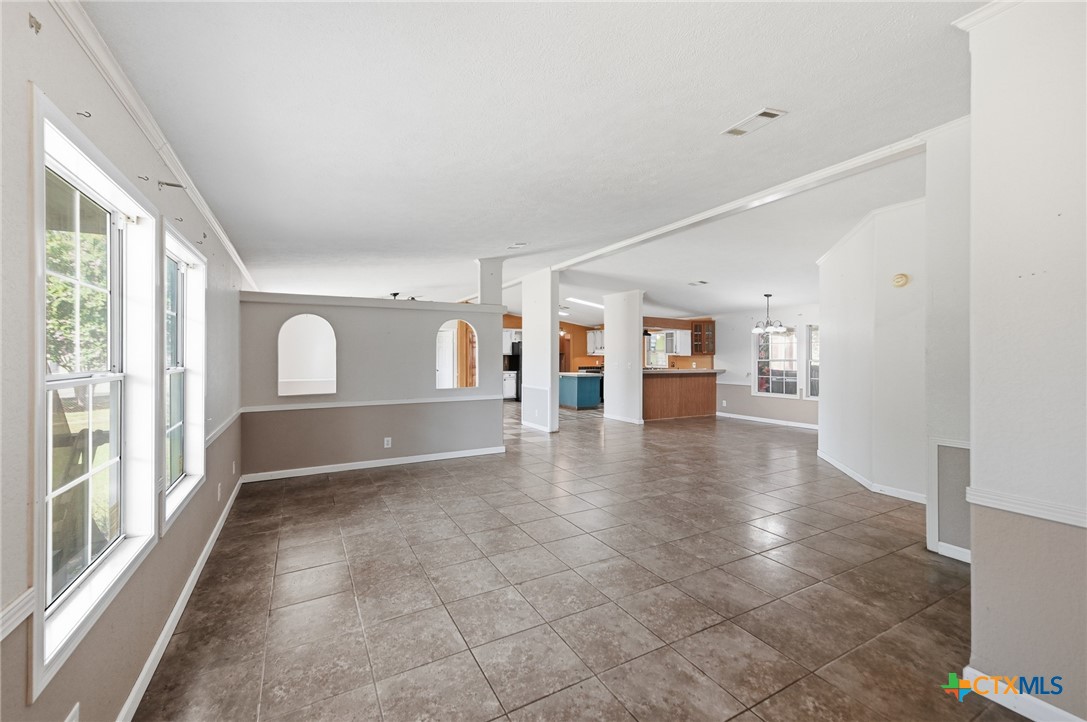 357 Dallas Street Property Photo 3