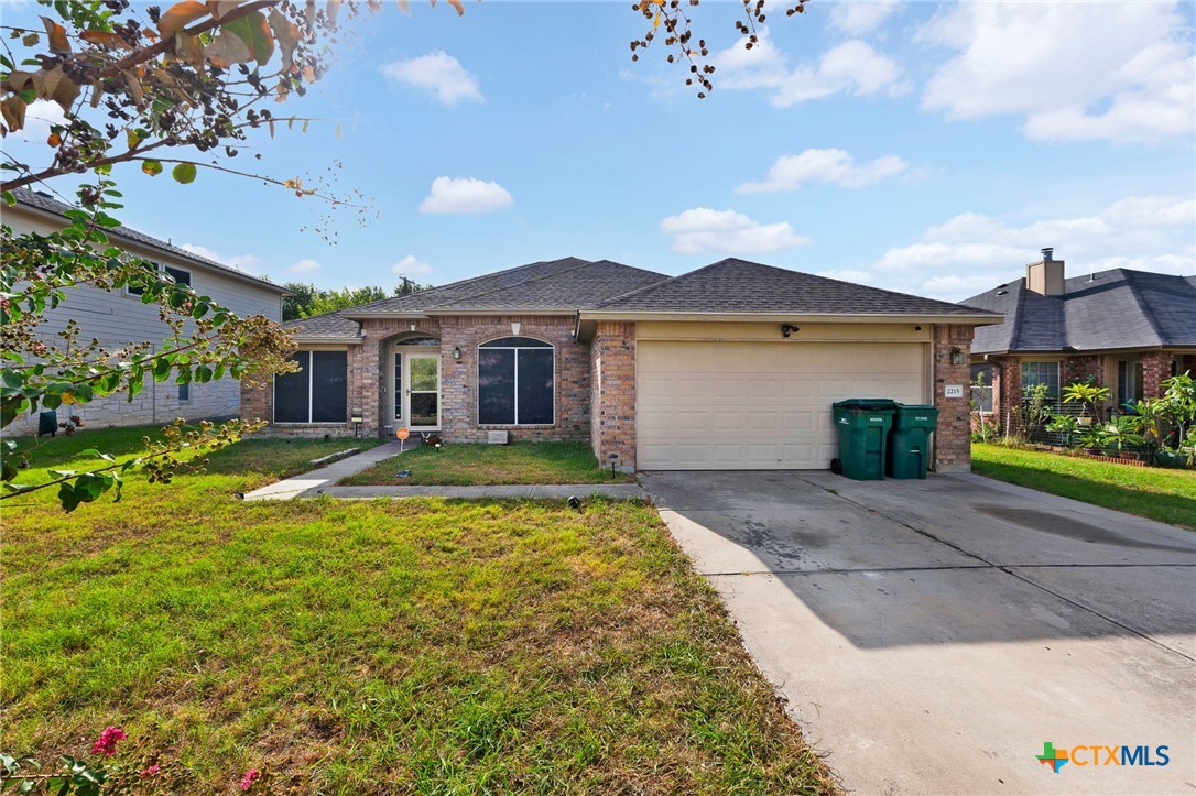 2215 Memory Lane Property Photo 2