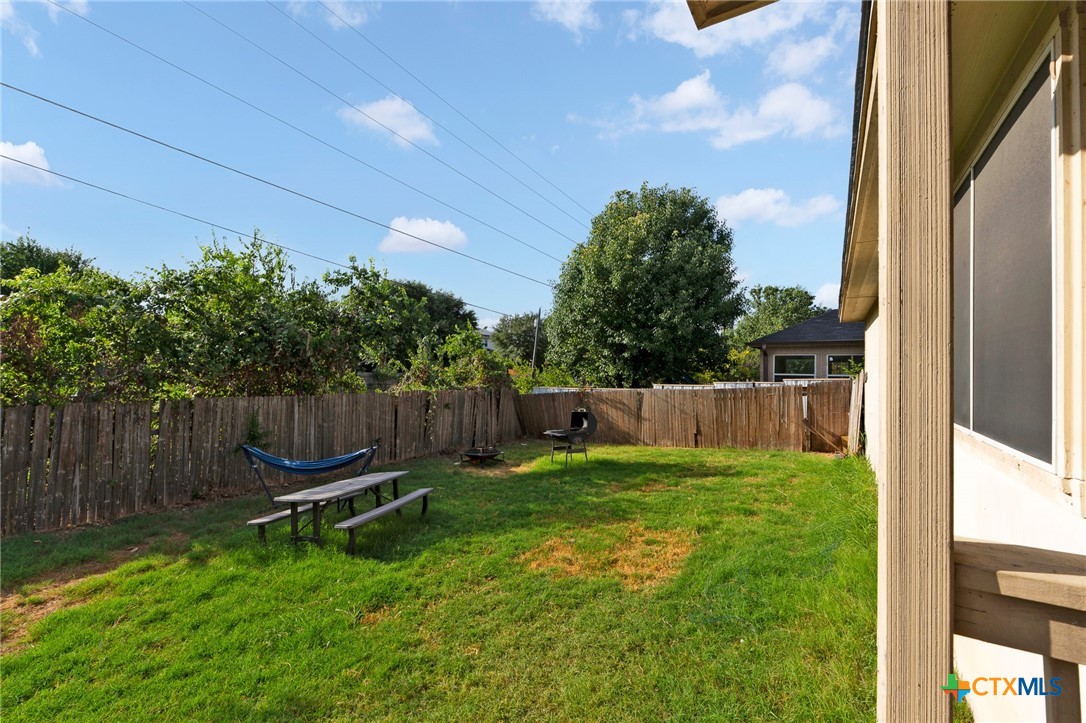 2215 Memory Lane Property Photo 19
