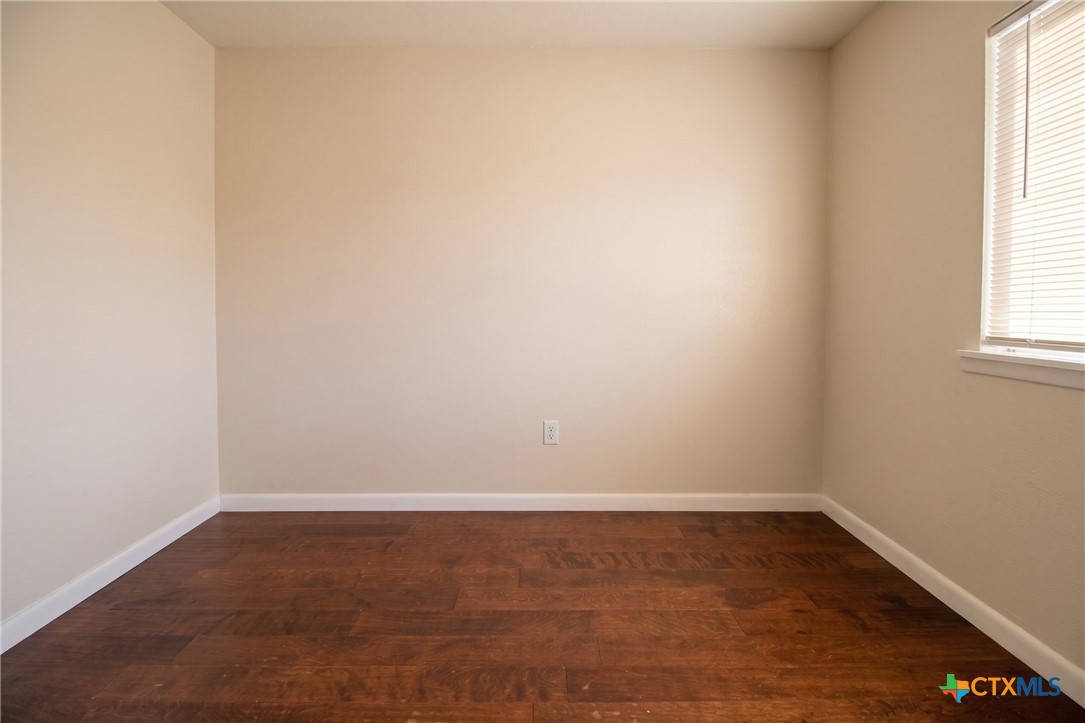2609 Live Oak Drive Property Photo 4