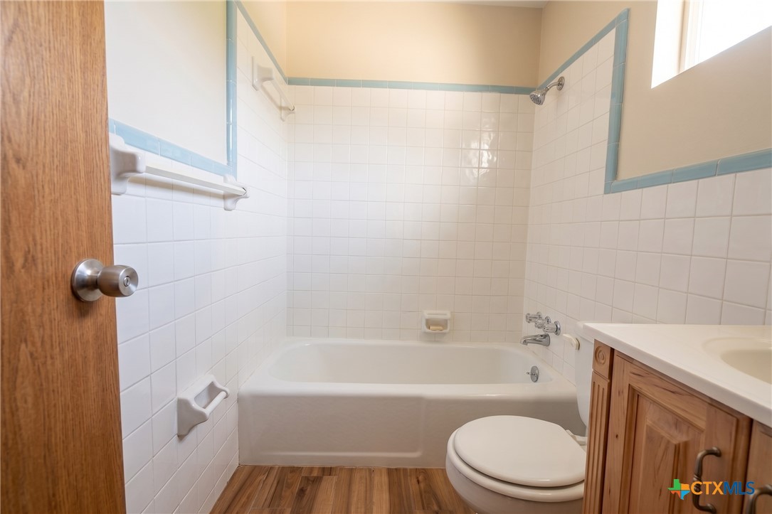 2609 Live Oak Drive Property Photo 9