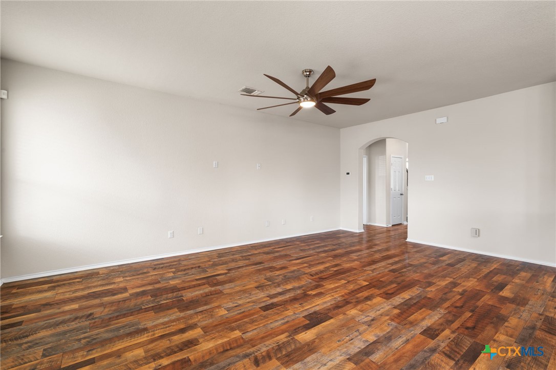 6026 Ambrose Circle Property Photo 6