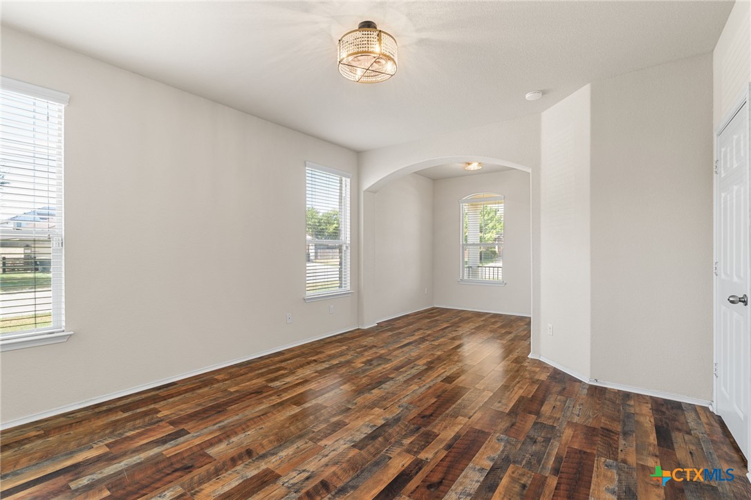 6026 Ambrose Circle Property Photo 18