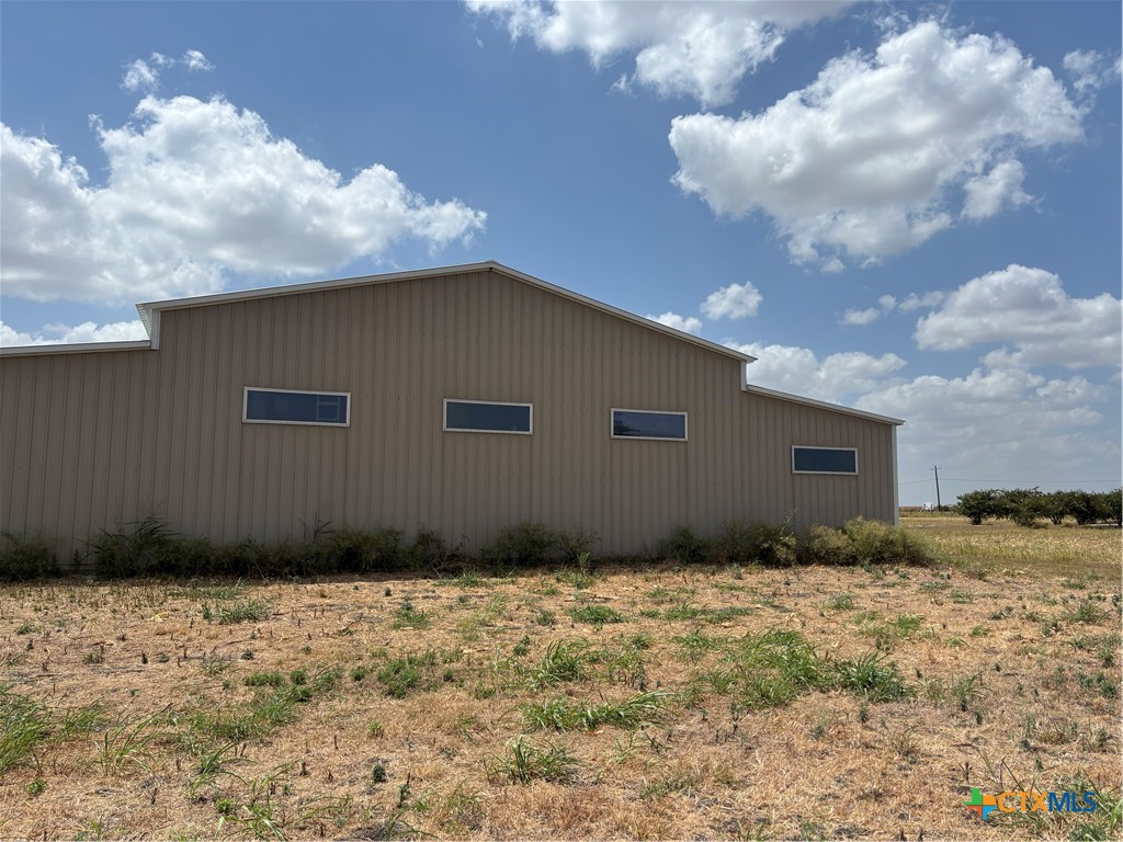 7100 Fm 972 Property Photo 8