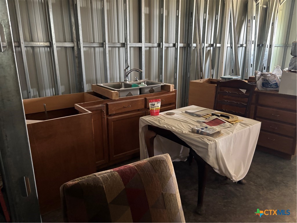 7100 Fm 972 Property Photo 22