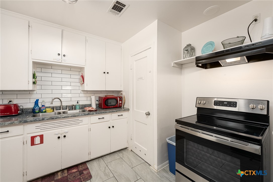 1802 N 10th Street Property Photo 6