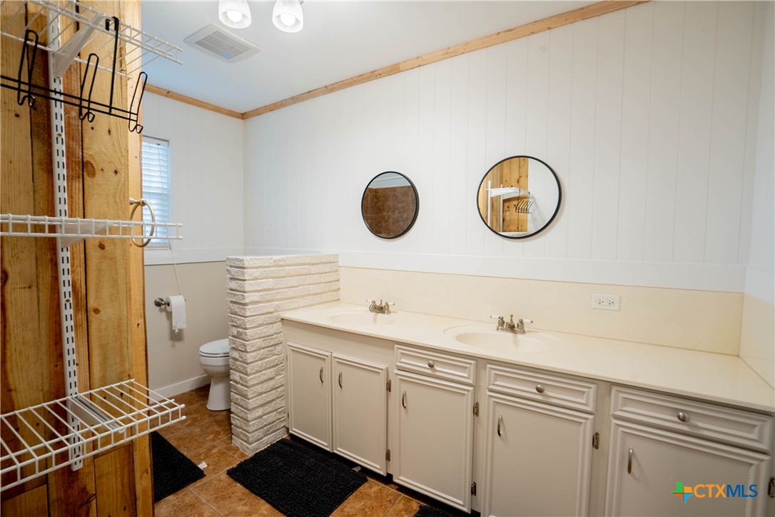 4291 County Road 429 Property Photo 8