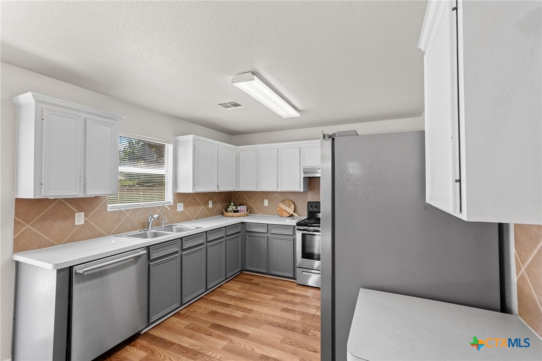 4308 Thunder Creek Drive Property Photo 16