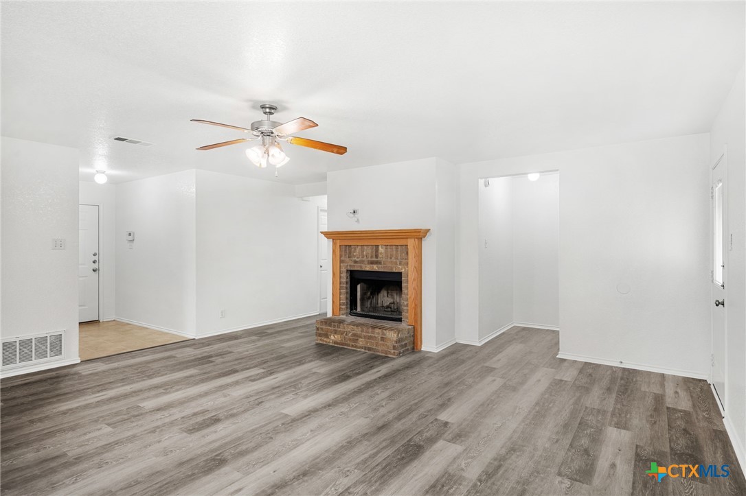 3908 Kevin Shaw Drive Property Photo 6