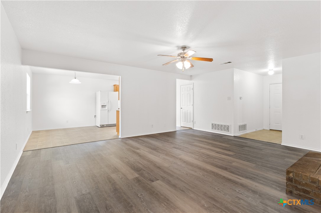 3908 Kevin Shaw Drive Property Photo 6