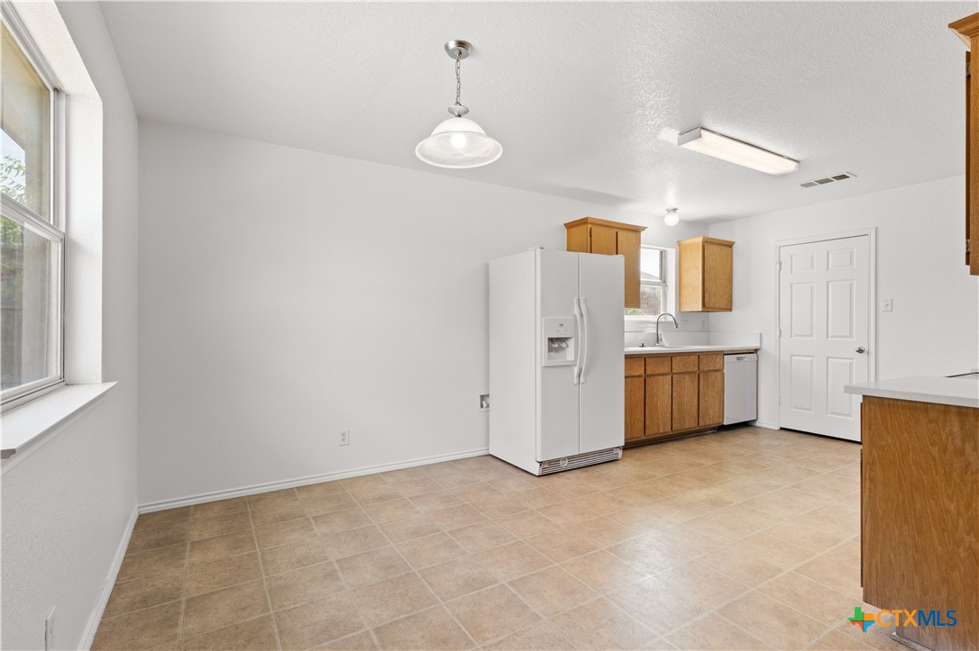 3908 Kevin Shaw Drive Property Photo 8