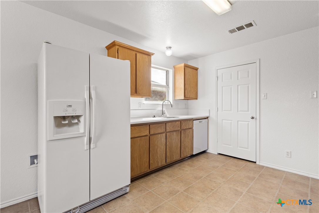 3908 Kevin Shaw Drive Property Photo 11