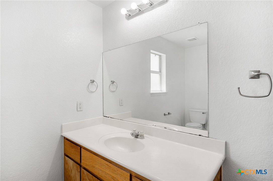 3908 Kevin Shaw Drive Property Photo 17