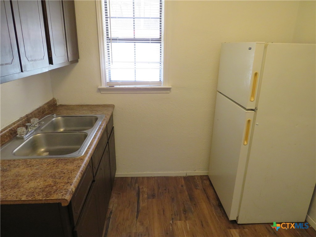 1305 S 5th Street Property Photo 5