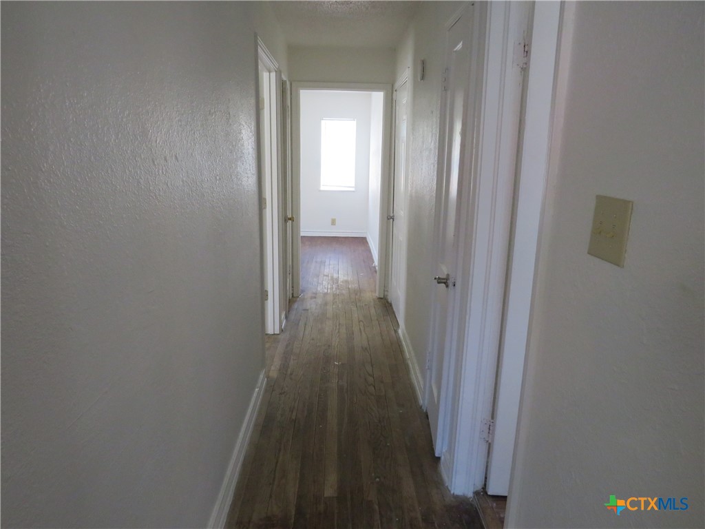 1305 S 5th Street Property Photo 6