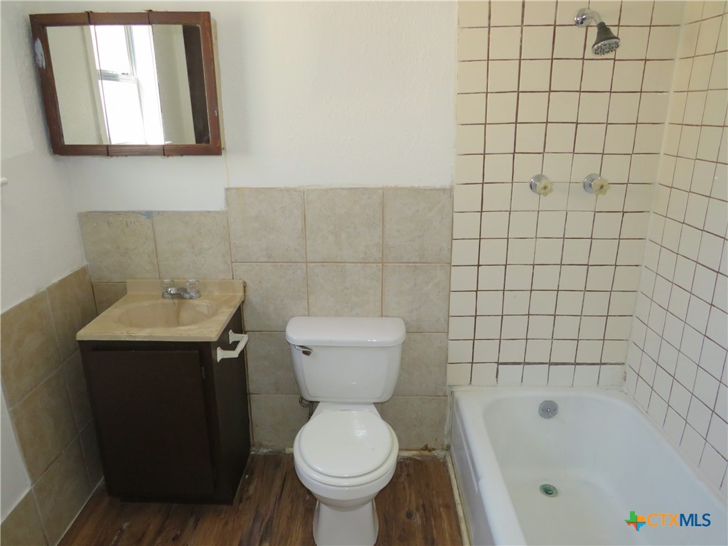 1305 S 5th Street Property Photo 7