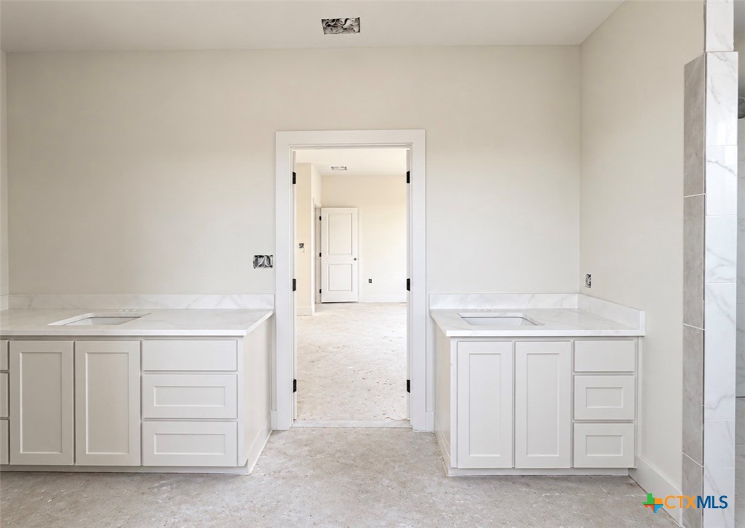 6904 Felix Mcdaniel Drive Property Photo 10