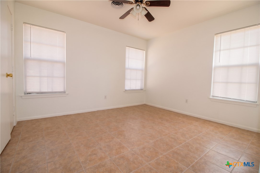 709 S 11th Street Property Photo 8