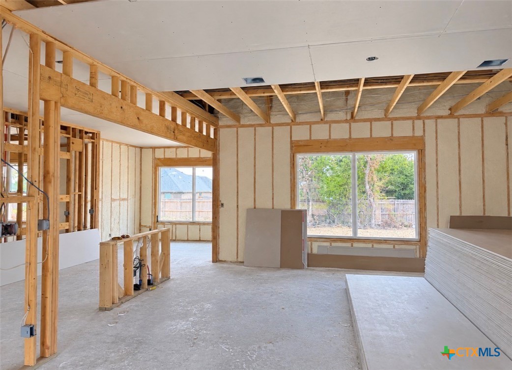 6912 Felix Mcdaniel Drive Property Photo 4