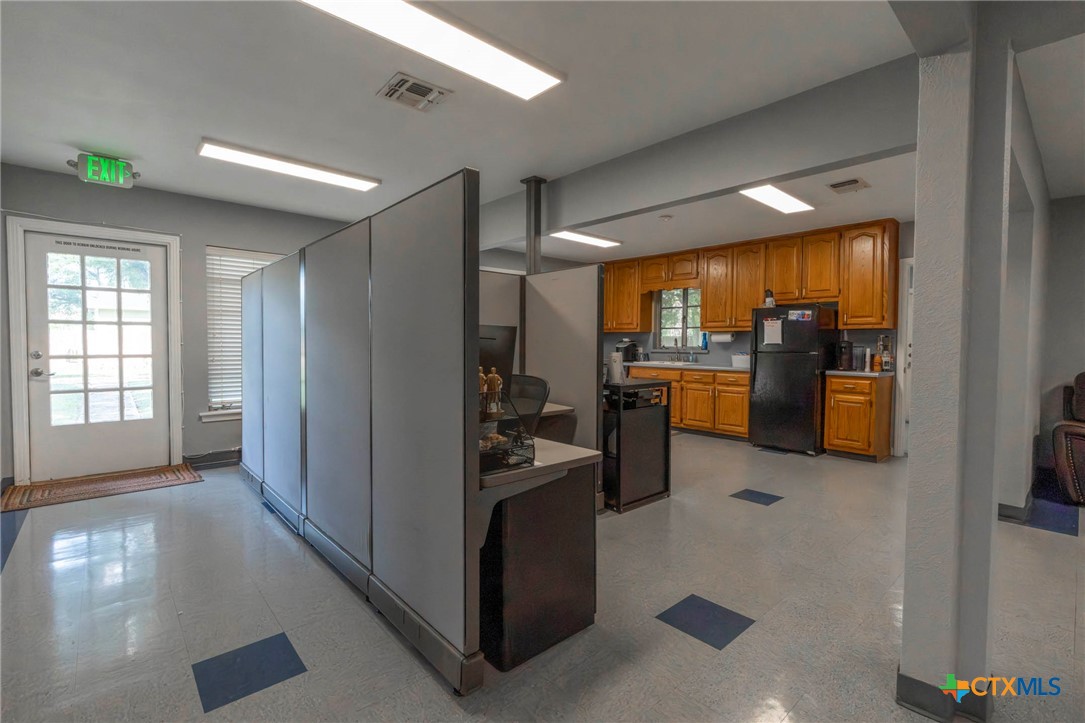 310 Pfeil Road Property Photo 11