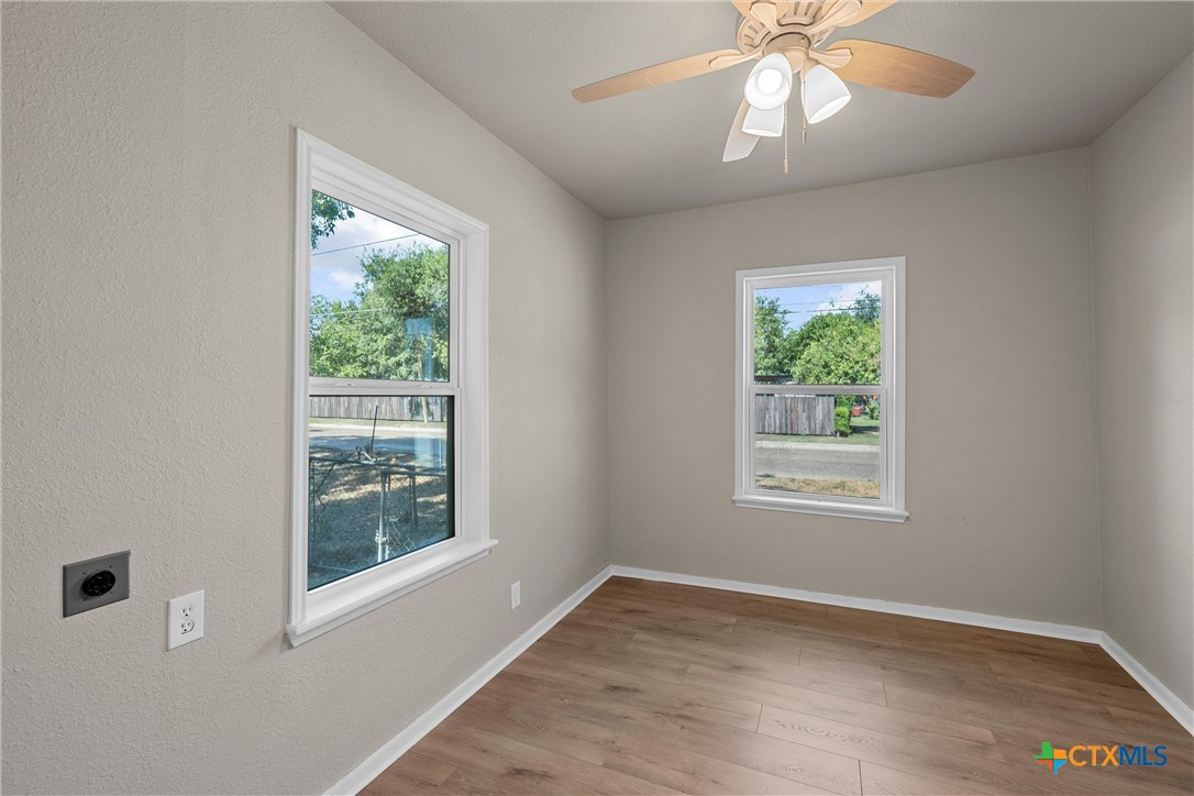 1803 N Fannin Avenue Property Photo 13