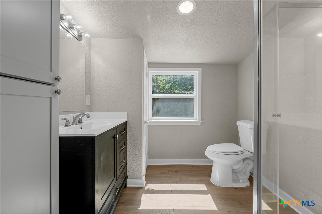 1803 N Fannin Avenue Property Photo 15
