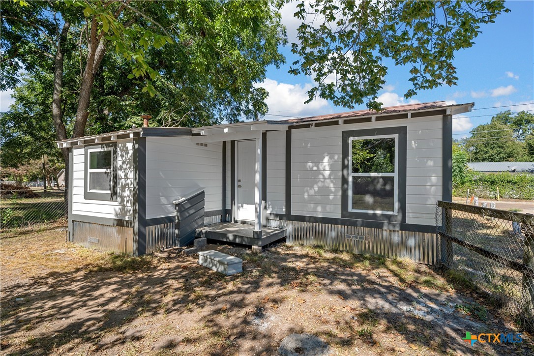 1803 N Fannin Avenue Property Photo 19