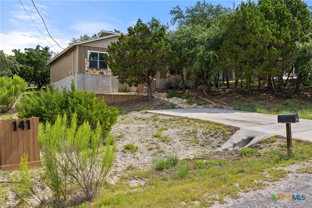 141 Cody Court Property Photo 1