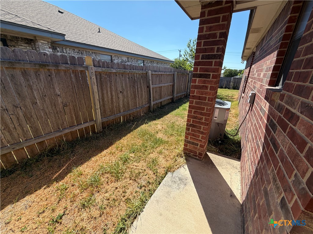 3701 Dustin Court A Property Photo 11