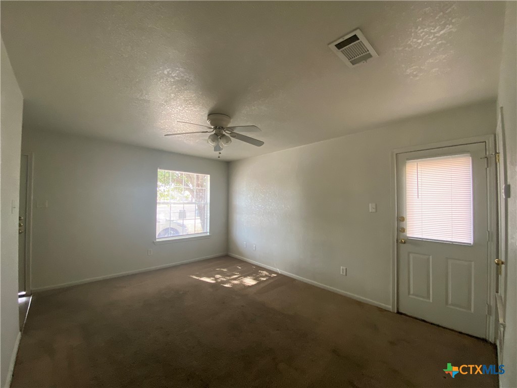 2109 Jennifer Drive A Property Photo 4